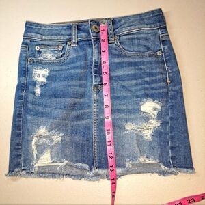 American Eagle Denim Raw Hem Distressed High Rise Mini Skirt Size 0